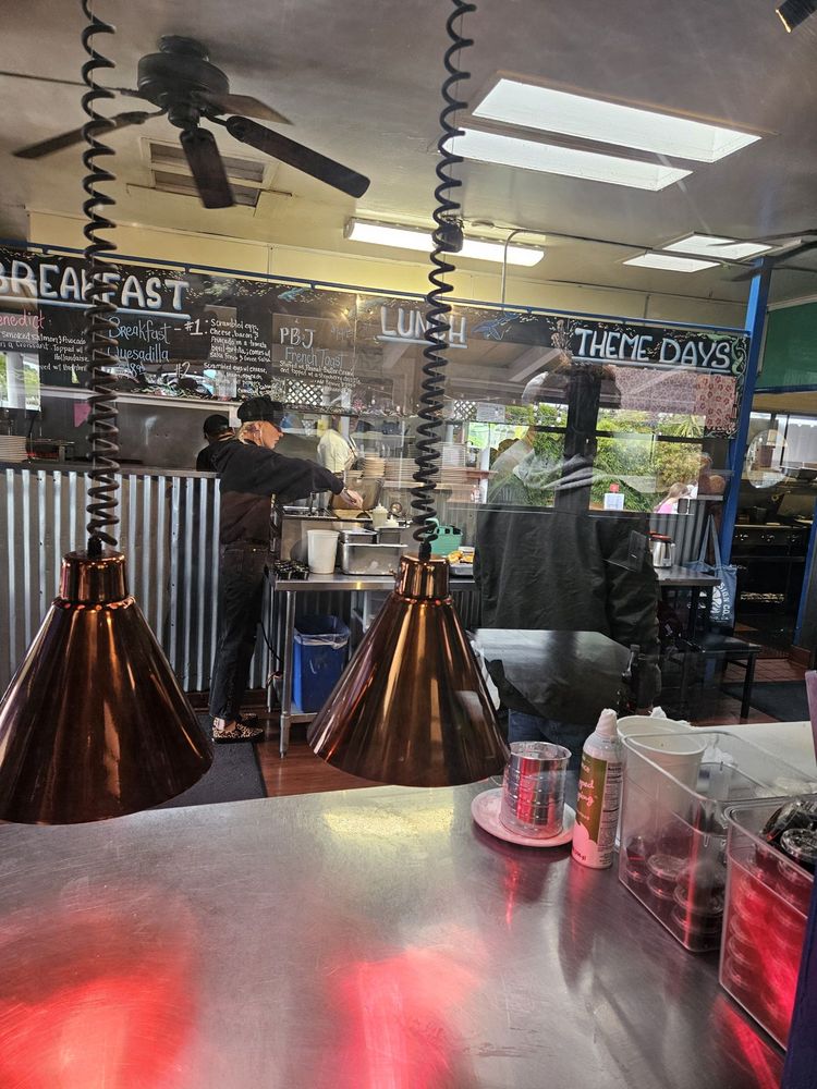 Harbor Cafe
