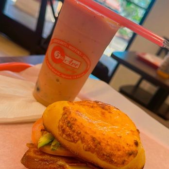 5th Ave Bagelry - Cheese bagel : turkey/bacon add avocado - Bagels Near Me - Upland, California