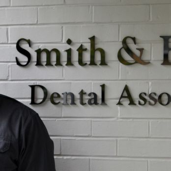 Smith & Elliott Dental Associates - Meet Dr. Ron Elliott - General Dentistry Near Me - Florence, Kentucky Smith & Elliott Dental Associates - Meet Dr. Ron Elliott - General Dentistry Near Me - Florence, Kentucky
