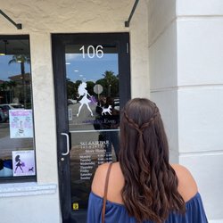 AIRBAR, THE Blow Dry Bar