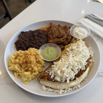 Amara Chocolate & Coffee - Galipan Cachapa (Gluten-Free) - Coffee & Tea Near Me - Pasadena, California