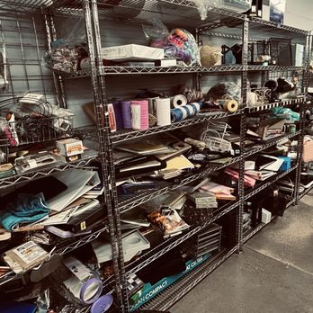 Goodwill - Verona - Thrift Stores Near Me - Verona, Wisconsin Goodwill - Verona - Thrift Stores Near Me - Verona, Wisconsin