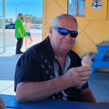 Seemoore's Ice Cream - Had to eat it fast before it melted. - Ice Cream & Frozen Yogurt Near Me - Pahrump, Nevada Seemoore's Ice Cream - Had to eat it fast before it melted. - Ice Cream & Frozen Yogurt Near Me - Pahrump, Nevada