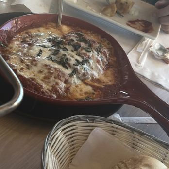 Chi Chi's Pizza - Pizza Near Me - Northridge, California