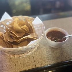 Casa Del Mar Mexican Bar & Grill - Tasty chips and salsa