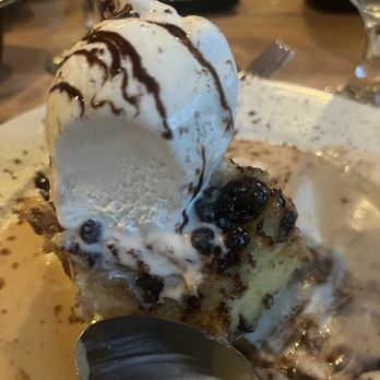 IL Granaio - Chocolate chip bread pudding - Italian Near Me - Glen Mills, Pennsylvania IL Granaio - Chocolate chip bread pudding - Italian Near Me - Glen Mills, Pennsylvania