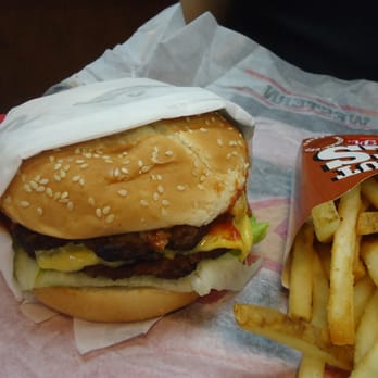 Carl's Jr - Burgers Near Me - Lodi, California Carl's Jr - Burgers Near Me - Lodi, California