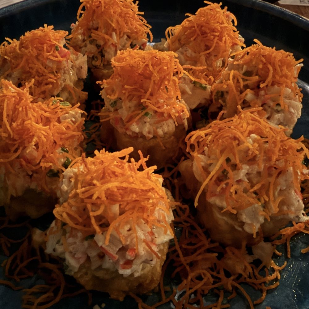Kusshi - Lobster roll - Sushi Bars Near Me - Arlington, Virginia Kusshi - Lobster roll - Sushi Bars Near Me - Arlington, Virginia