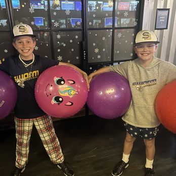 Mavrix - Bowling Near Me - Scottsdale, Arizona