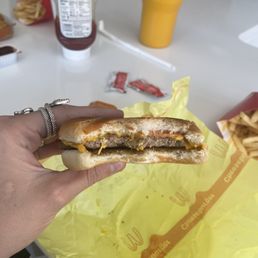 Cheeseburger