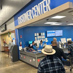 Walmart Supercenter - Customer service center