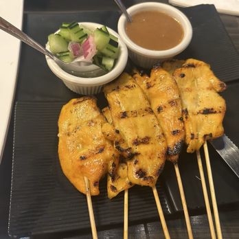 Thai Thyme - Thai Near Me - Monrovia, California