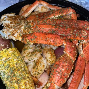 The Fish Joint - Lunch SNOW CRAB 1lb - Seafood Near Me - Coconut Creek, Florida The Fish Joint - Lunch SNOW CRAB 1lb - Seafood Near Me - Coconut Creek, Florida