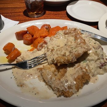 Charleston's - Chicken fried chicken, mashed potatoes and carrots - American Near Me - Fort Worth, Texas