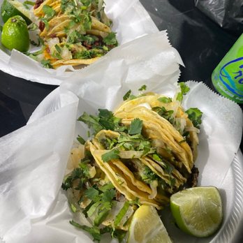 Tacos Laguna 4 - Food Trucks Near Me - Houston, Texas Tacos Laguna 4 - Food Trucks Near Me - Houston, Texas