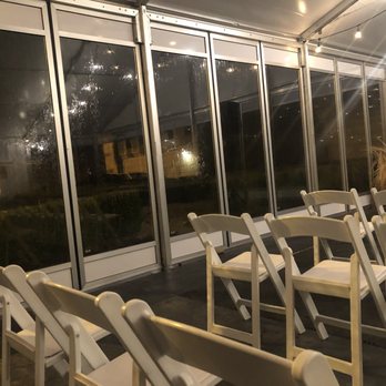The Kentucky Castle - Greenhouse walls- we were well-protected from outside weather (heavy rain) - Hotels Near Me - Versailles, Kentucky