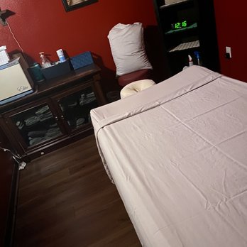 Therapeutic Thai Massage - Massage Bed - Massage Therapy Near Me - Houston, Texas Therapeutic Thai Massage - Massage Bed - Massage Therapy Near Me - Houston, Texas
