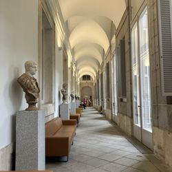 Museo Nacional del Prado - Was reprimanded by staff for taking photos in main hall (photos are prohibited inside exhibition halls), so here's a periphery walkway