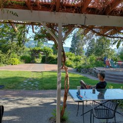 Vineyard View Bed & Breakfast