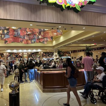Garden Buffet - Pass the cashier area people are still waiting to be seated, but you can go get your alcohol!! - Buffets Near Me - Las Vegas, Nevada Garden Buffet - Pass the cashier area people are still waiting to be seated, but you can go get your alcohol!! - Buffets Near Me - Las Vegas, Nevada