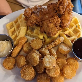Mike’s Tavern - Chicken and waffles - New American Near Me - Chattanooga, Tennessee Mike’s Tavern - Chicken and waffles - New American Near Me - Chattanooga, Tennessee
