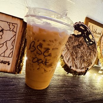 The Perk on Park - Brown sugar cinnamon iced latte - Cafes Near Me - Livingston, Montana The Perk on Park - Brown sugar cinnamon iced latte - Cafes Near Me - Livingston, Montana