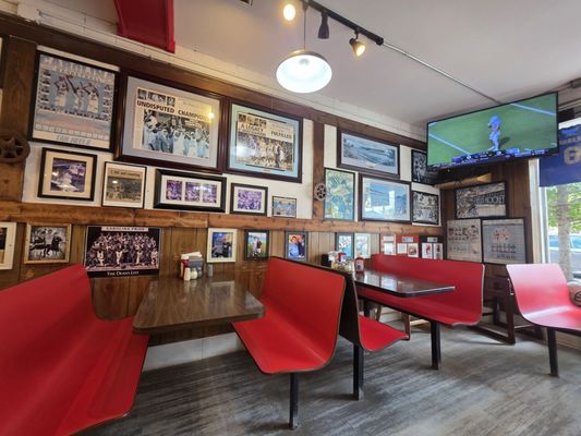 Italian Pizzeria III by null