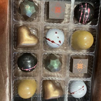 Fleur Sauvage Chocolates - An assortment of beautiful chocolate creations - Chocolatiers & Shops Near Me - Windsor, California Fleur Sauvage Chocolates - An assortment of beautiful chocolate creations - Chocolatiers & Shops Near Me - Windsor, California