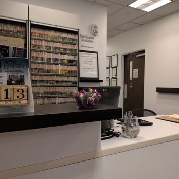 LensCrafters - Waiting for eye exam - Eyewear & Opticians Near Me - Honolulu, Hawaii LensCrafters - Waiting for eye exam - Eyewear & Opticians Near Me - Honolulu, Hawaii