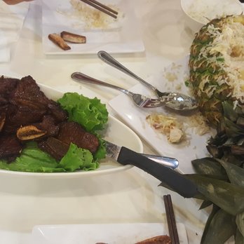 Joy Yee - Evanston - BBQ beef short ribs and pineapple fried rice - Noodles Near Me - Evanston, Illinois