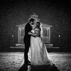 Ella's Garden - Kiss me in the rain