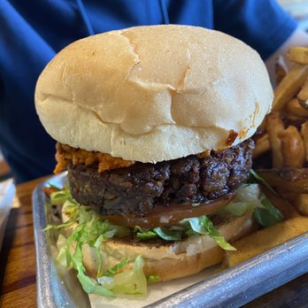 Murray Hillbilly - Git 'Er Done Burger - American Near Me - Jacksonville, Florida Murray Hillbilly - Git 'Er Done Burger - American Near Me - Jacksonville, Florida