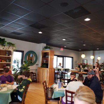 Crazy Pig Southern Kitchen - Dining Room - American Near Me - Mandeville, Louisiana Crazy Pig Southern Kitchen - Dining Room - American Near Me - Mandeville, Louisiana