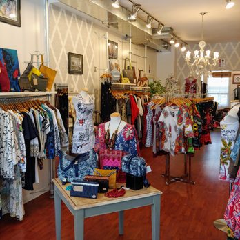 Boutique La Villa - Accessories Near Me - Toronto, Ontario