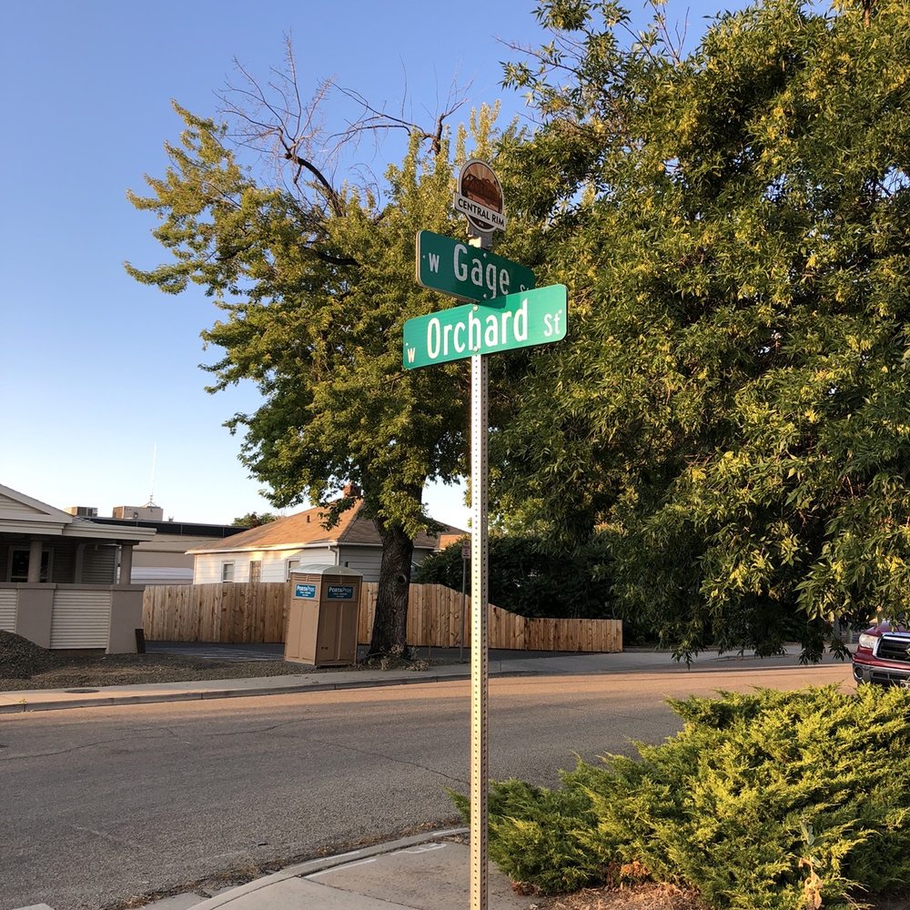 Timberlake's Cuisine - a street sign on a corner - Soul Food Near Me - Boise, Idaho
