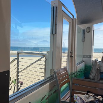Shoreline Cafe - Lunch with view - Seafood Near Me - Santa Barbara, California