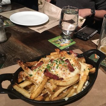 Union Kitchen and Tap Encinitas - Poutine - New American Near Me - Encinitas, California Union Kitchen and Tap Encinitas - Poutine - New American Near Me - Encinitas, California