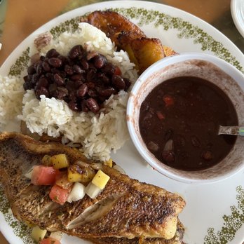 El Ambia Cubano - Cuban Near Me - Melbourne, Florida