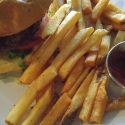 Taverne On the Square - Fries were good.