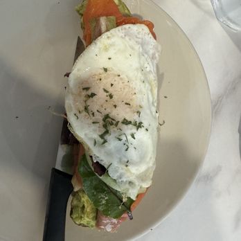 The Hangout - Avocado toast with smoked salmon and over easy egg - Breakfast & Brunch Near Me - Walnut Creek, California The Hangout - Avocado toast with smoked salmon and over easy egg - Breakfast & Brunch Near Me - Walnut Creek, California
