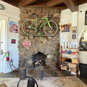 Coffee Ride Cafe - Interior - Cafes Near Me - Nyack, New York