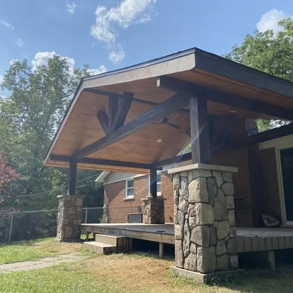 Slide of Capps Construction