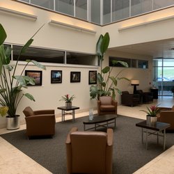 Charles B Wheeler Downtown Airport - More shots of the Atlantic lobby