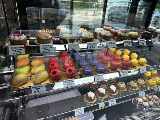 RT Bakery & Cafe by null