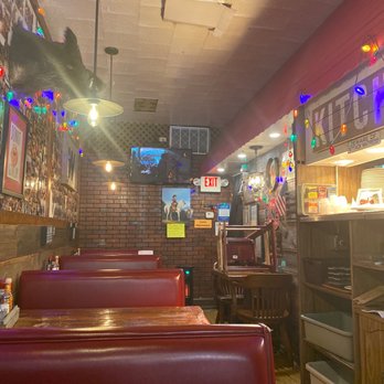 Page's Restaurant - Awesome breakfasts and lunches, in a very cozy place! Service is great and always welcoming to everyone! Love the red booths! - American Near Me - Hinsdale, Illinois Page's Restaurant - Awesome breakfasts and lunches, in a very cozy place! Service is great and always welcoming to everyone! Love the red booths! - American Near Me - Hinsdale, Illinois