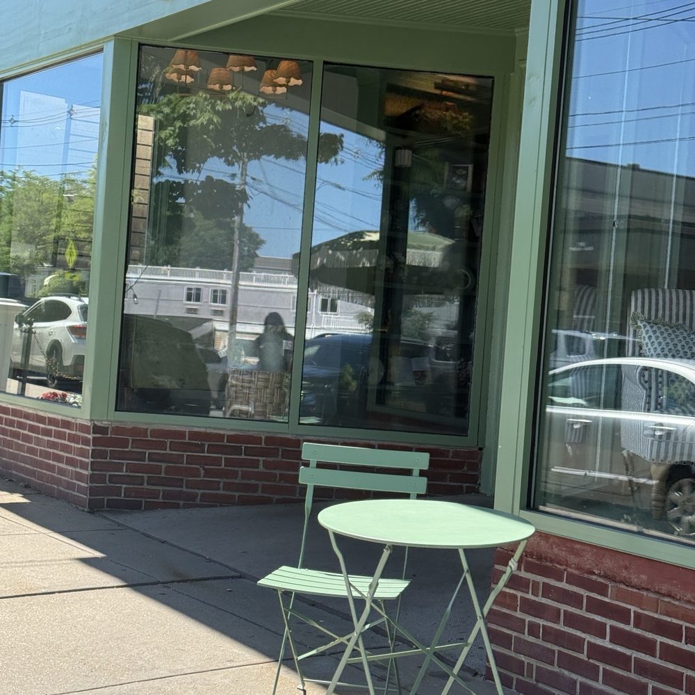 Summer House cafe - Outside patio seating area - Cafes Near Me - Hyannis, Massachusetts Summer House cafe - Outside patio seating area - Cafes Near Me - Hyannis, Massachusetts