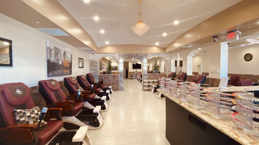 Tender Touch Pedi Spa & Nails Logo