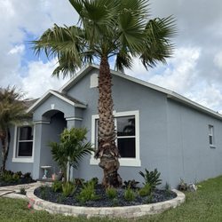 Hodge’s Landscape & Lawn Maintenance