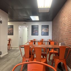 Ten 10 Restaurant