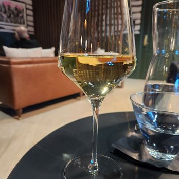 The Silver Crown - Albarino wine - Whiskey Bars Near Me - Frisco, Colorado
